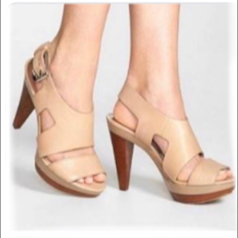 Michael Kors Carla Sandal 7.5